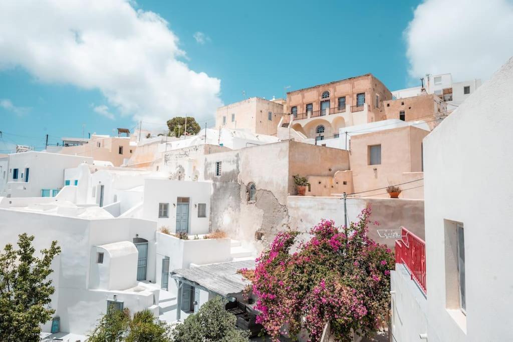 Akri Santorini With Heated Jacuzzi Villa Emporio  Exterior photo